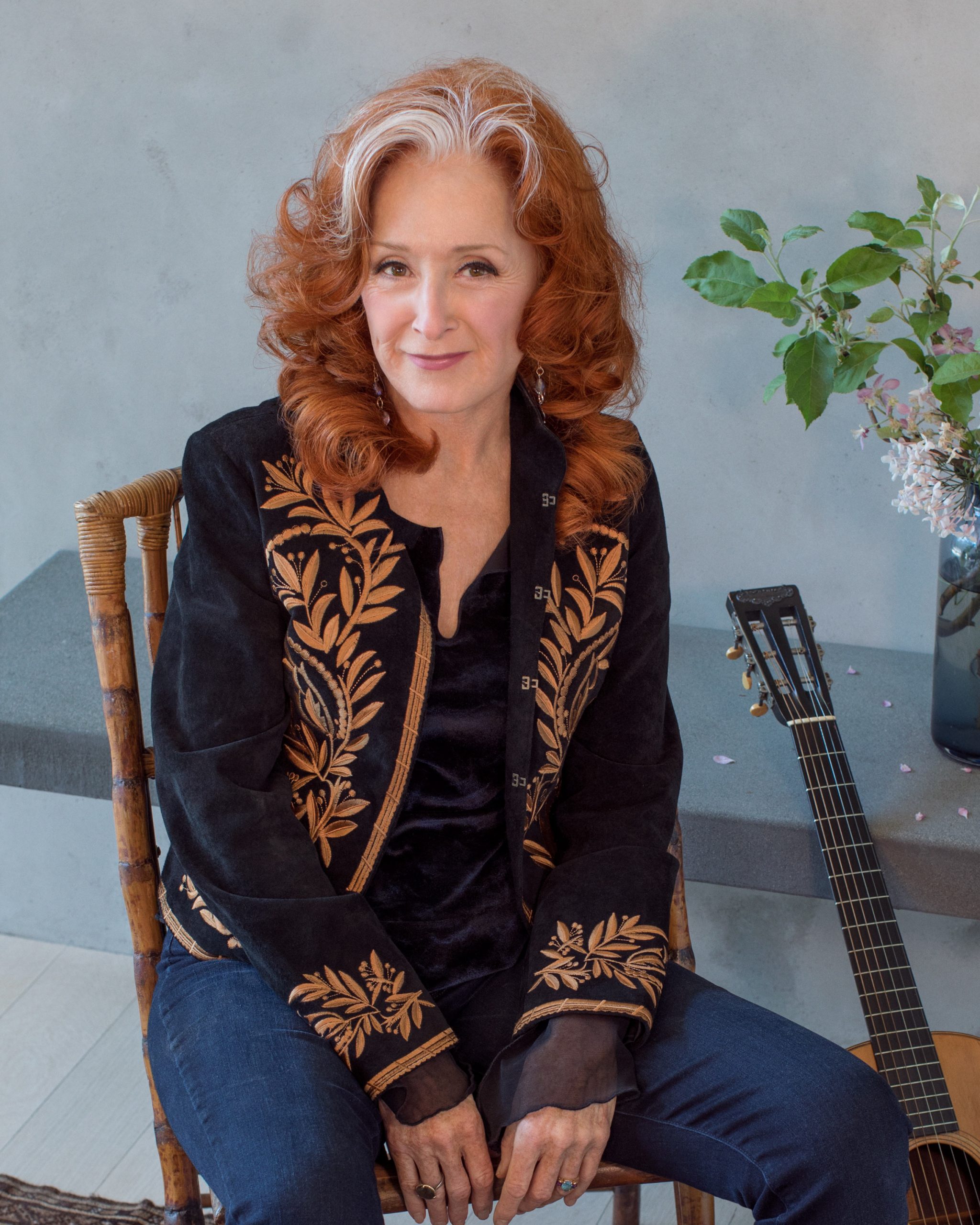 Bonnie Raitt Hits The Road In 2022 With ‘Just Like That…’ Tour the